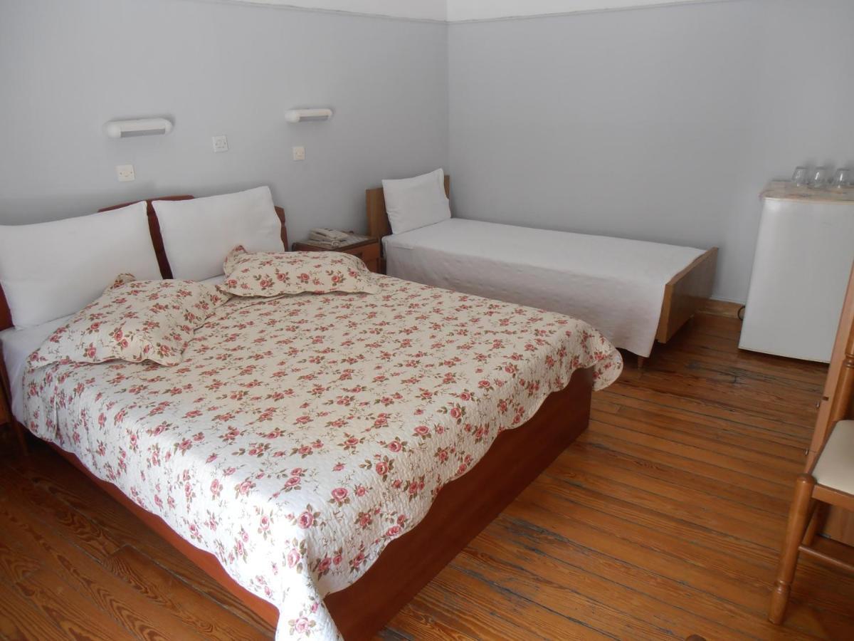 Hotel Bretagne Loutráki Pokój zdjęcie